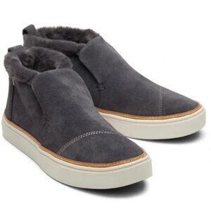 Toms Suede Sneakers Mid Top Faux Fur Booties Gray & Cream Rubber Sole Sz 8.5